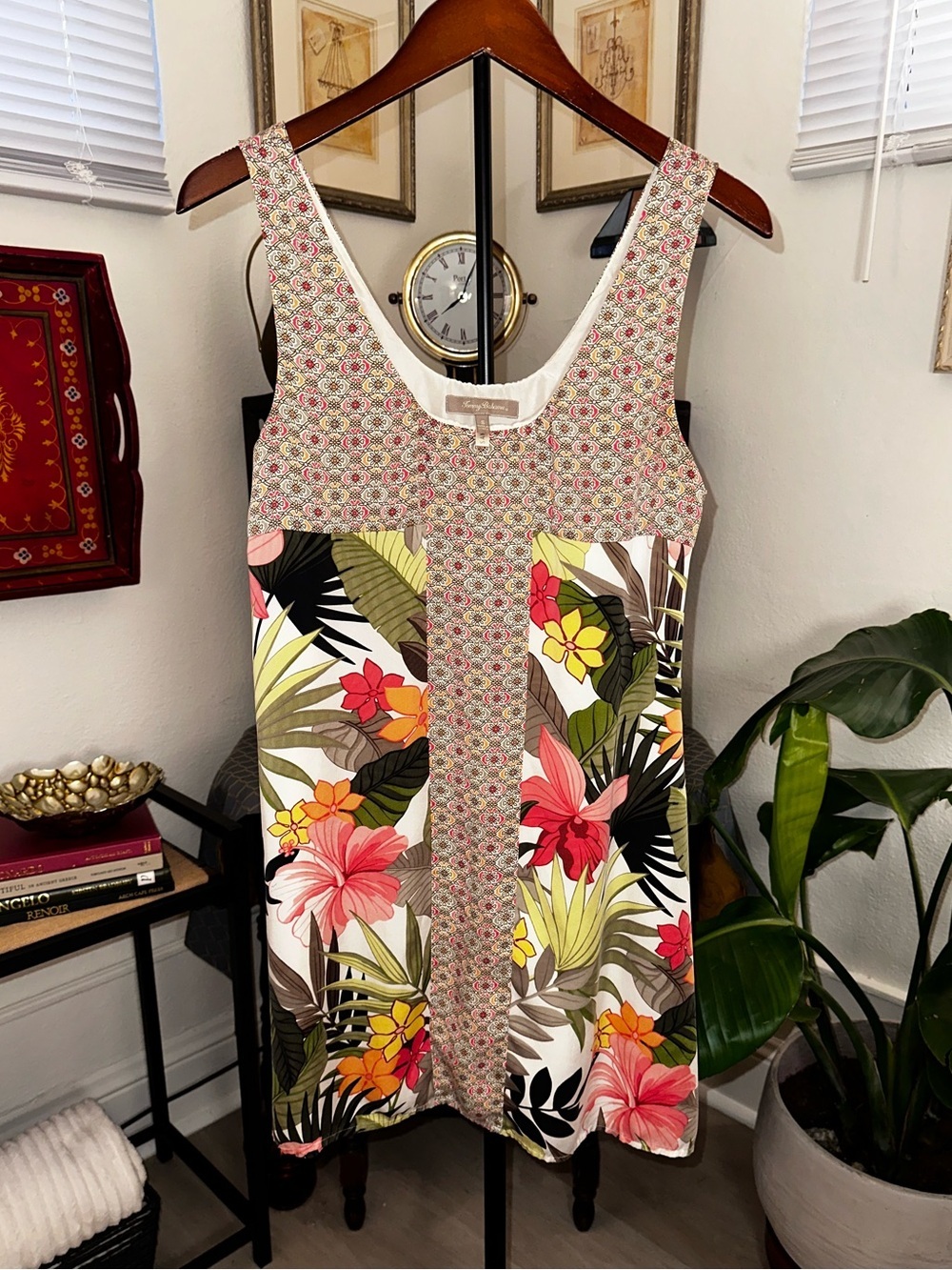 🌺 RARE eerie SAMPLE 🌺 Tommy Bahama 100% Silk Dress • Tropical Floral • Size S